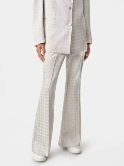 Amiri WOMEN - WOMEN'S MA QUAD KICK FLARE - Alabaster(Women Womens Ma Quad Kick Flare Alabaster) 9 Amiri WOMEN - WOMEN'S MA QUAD KICK FLARE - Alabaster(Women Womens Ma Quad Kick Flare Alabaster) -Amiri 9ec3a03e b1c7 4330 a987 f52693395e1d